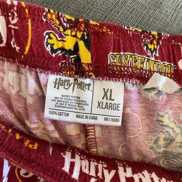 100% cotton, Harry Potter, Gryffindor, pajama bottoms, men’s extra large - Picture 4 of 5